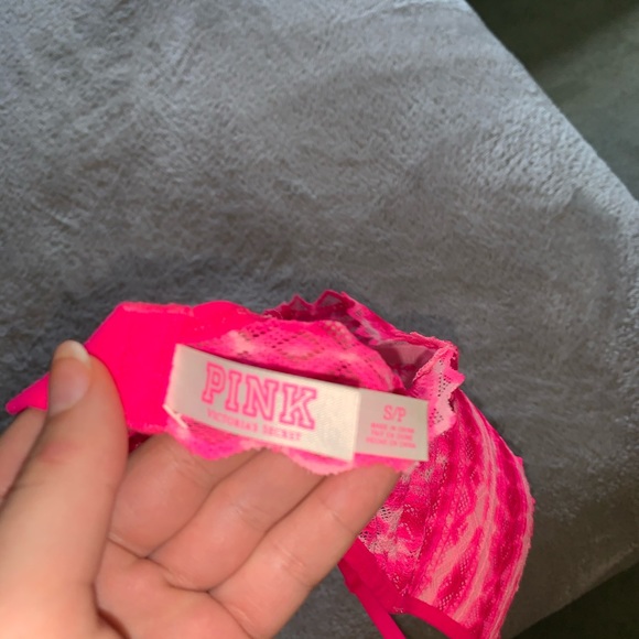 VS PINK lacy bralette / bra - Picture 3 of 3